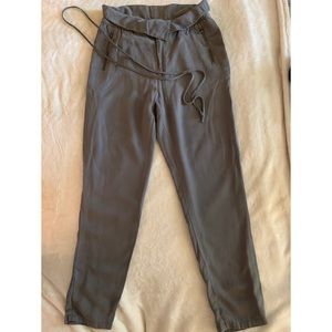 Gray loose fit pant
